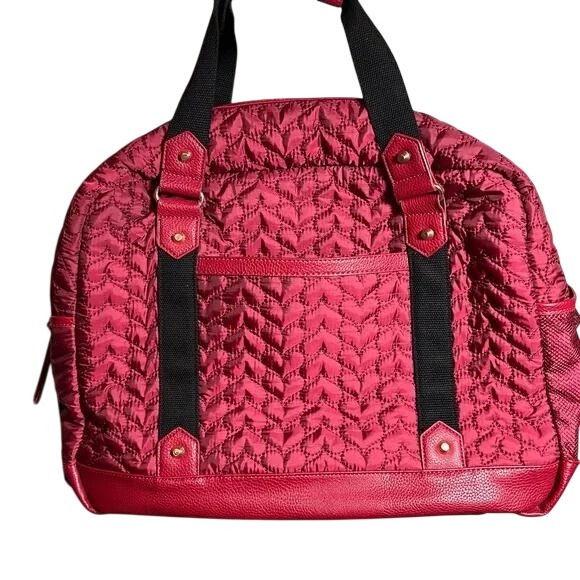 Cynthia Rowley Handbags - Cynthia Rowley Red Quilted Heart Duffel Bag Tech Pocket Travel Gym Weekender